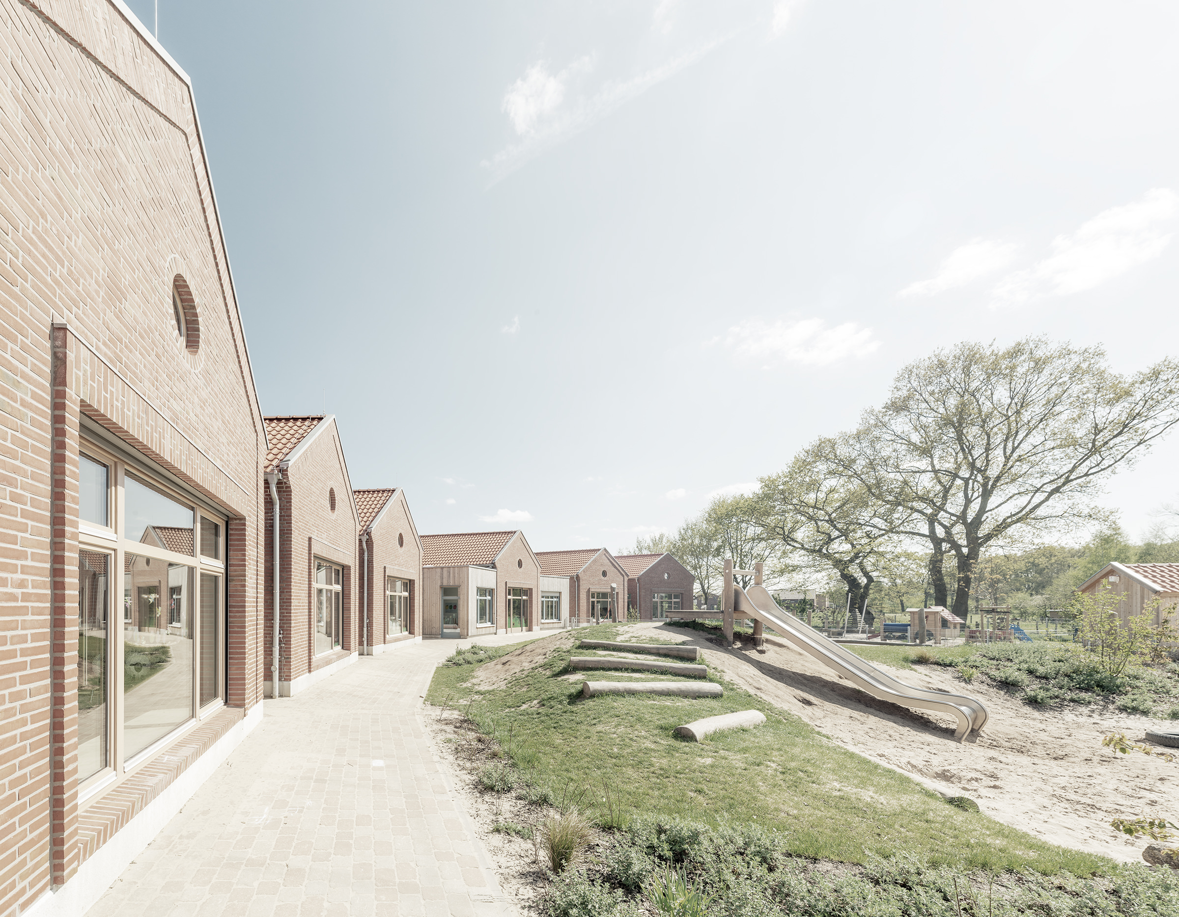 Kindergarten in Neuenhaus von Jan Lindschulte, fotografiert von Marco Maria Dresen